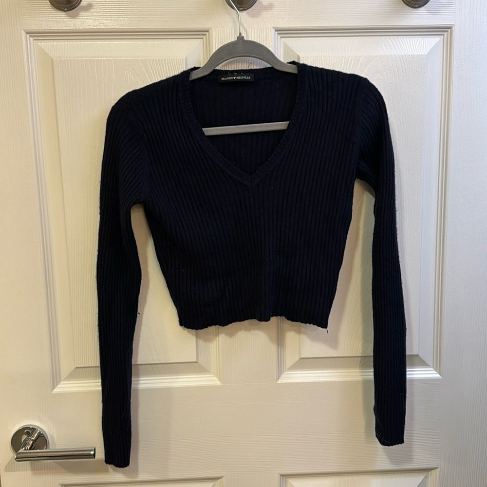 Brandi Melville V-neck ribbed sweater. One size fits all.